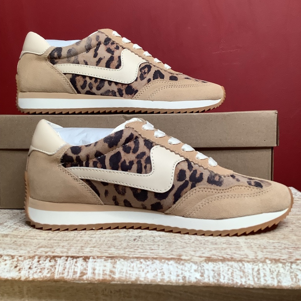 DOLCE VITA (NWT) 7.5 Lt Leopard Suede Sneakers Lace Up Round Toe Stella Footbed - Picture 6 of 12